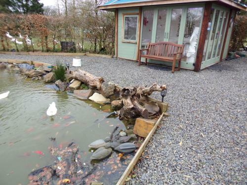 Hostal Barton Gate Farm B&B