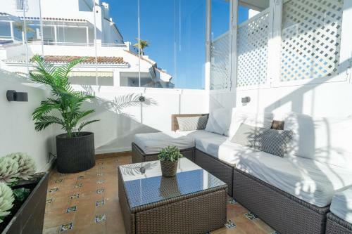 Rg - Elegant 2 Bedroom Apartment In Puerto B