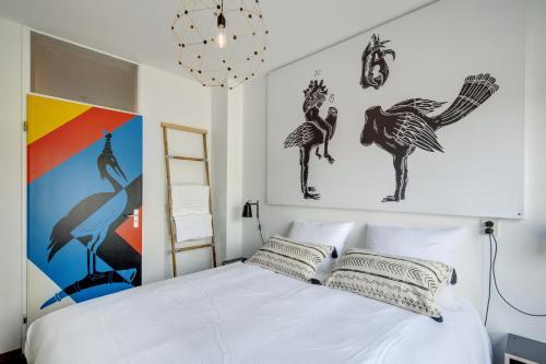 Hostal Bed And Breakfast Zuid Oost Heesterveld / Bnb Zoh