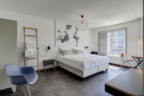 Hostal Bed And Breakfast Zuid Oost Heesterveld / Bnb Zoh