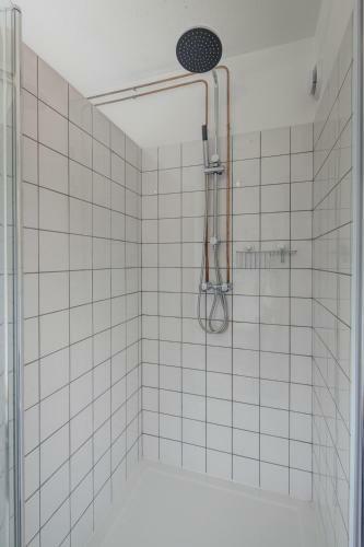 Hostal Bed And Breakfast Zuid Oost Heesterveld / Bnb Zoh