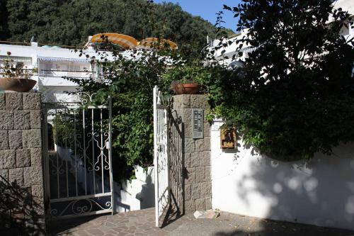 Apartamento Mezzatorre Holiday Home