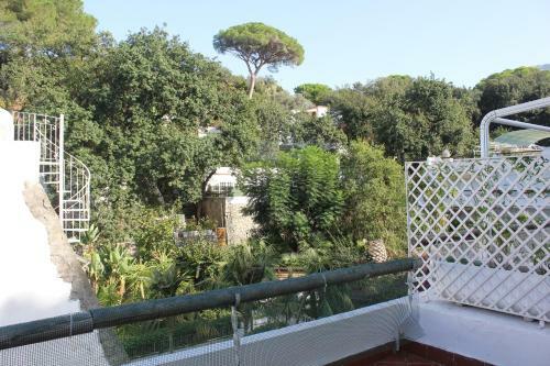 Apartamento Mezzatorre Holiday Home