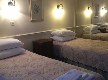 Hostal Colnbrook Lodge Guest House