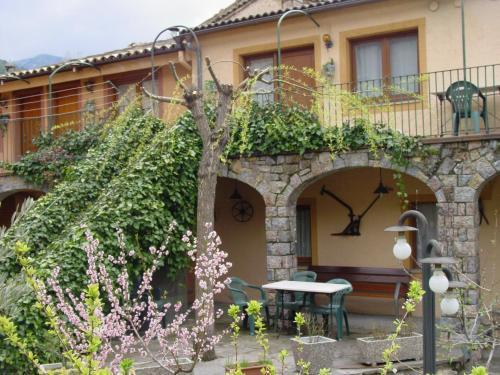 Hostal Casa Rural Cal Farragetes