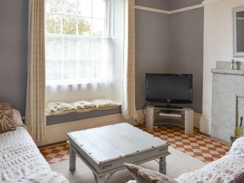 Yawl House