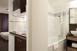 Hotel Comfort Suites Le-port-marly Paris Ouest