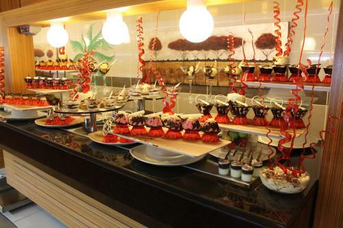 Green Forest Hotel - Adults Only