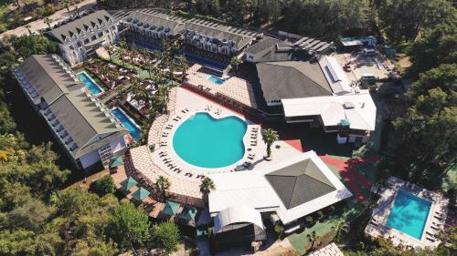 Green Forest Hotel - Adults Only
