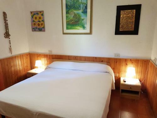 Baia De Bahas - Apartments & Resort