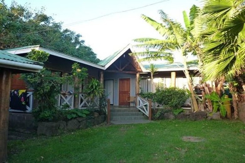 Hostal Akapu