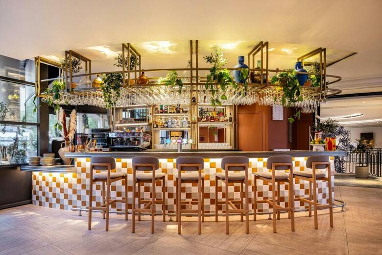 Renaissance Paris La Defense Hotel, A Marriott Luxury & Lifestyle Hotel