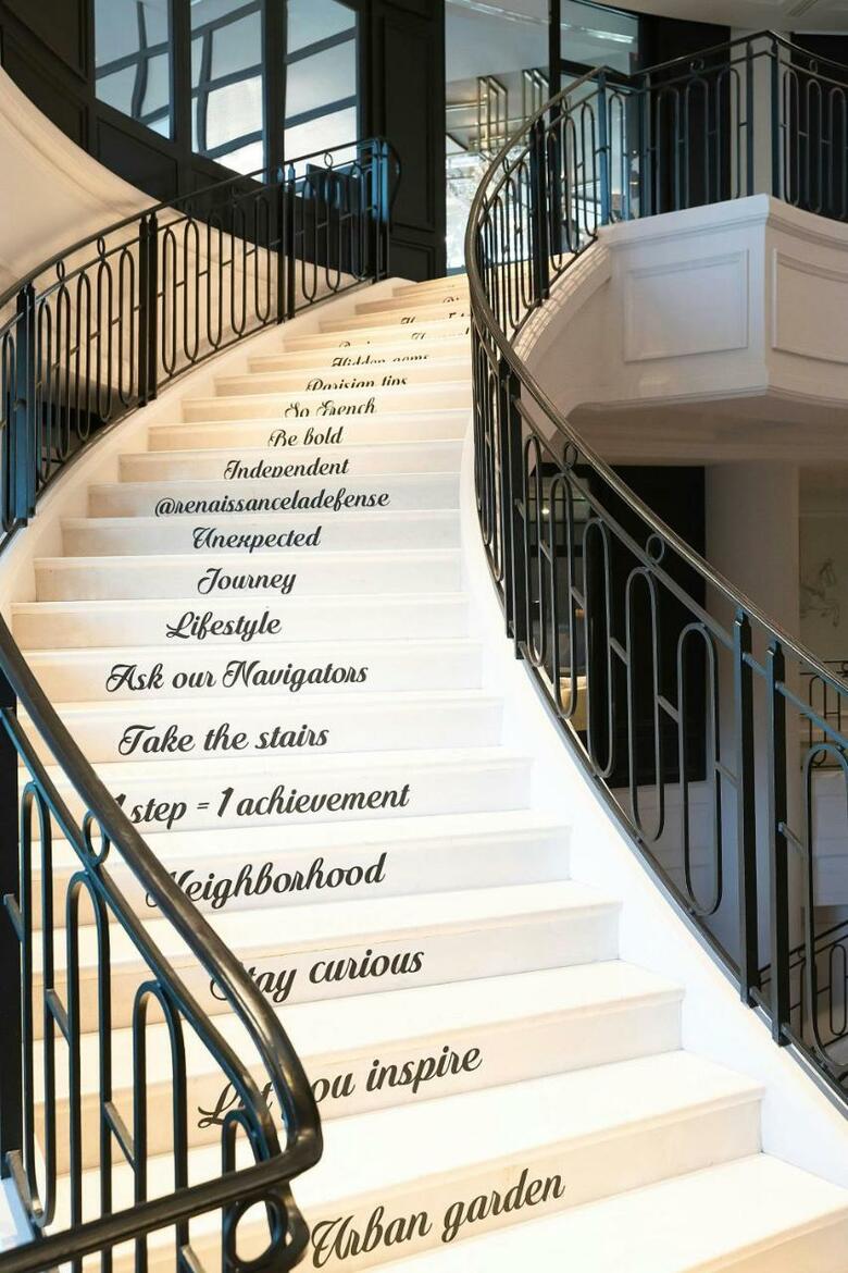 Renaissance Paris La Defense Hotel, A Marriott Luxury & Lifestyle Hotel