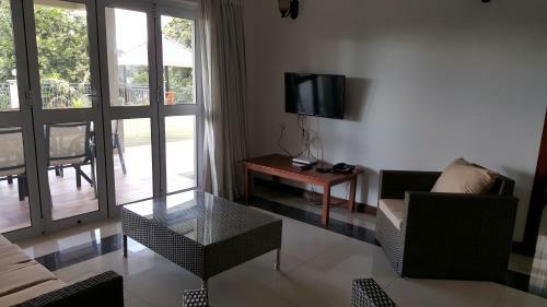 Hostal Bambous River Lodge