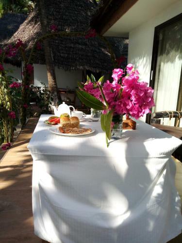 Kinazi Upepo Beach Hotel