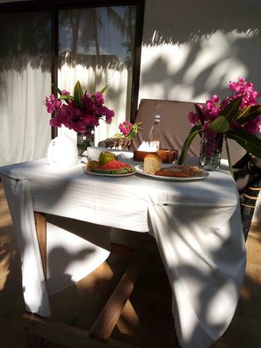 Kinazi Upepo Beach Hotel
