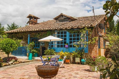 Agroturismo Residencias Art�sticas El Hayuelo