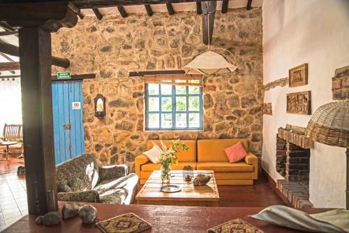 Agroturismo Residencias Art�sticas El Hayuelo