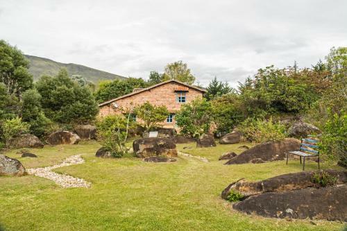 Agroturismo Residencias Art�sticas El Hayuelo