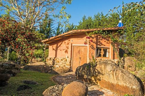 Agroturismo Residencias Art�sticas El Hayuelo