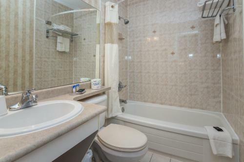 Motel Canadas Best Value Inn Chinook Station