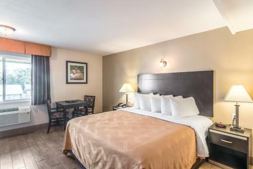 Hotel Quality Inn & Suites Bakersfield
