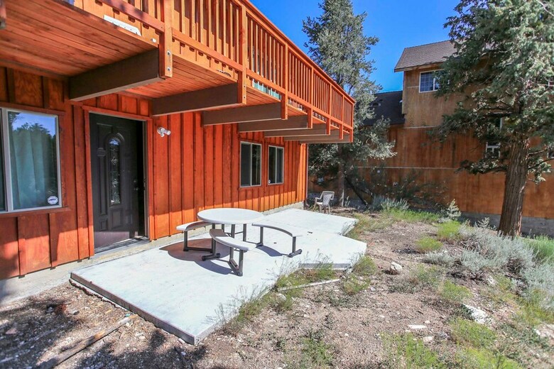 Forest Edge Retreat