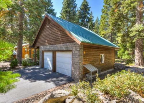 Kimball Dog Friendly Rental