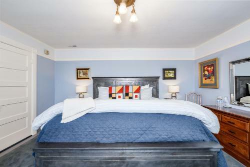 Bed & Breakfast Nantucket Whale Inn, Half Moon Bay