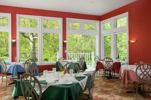 Garth Woodside Mansion Bed And Breakfast