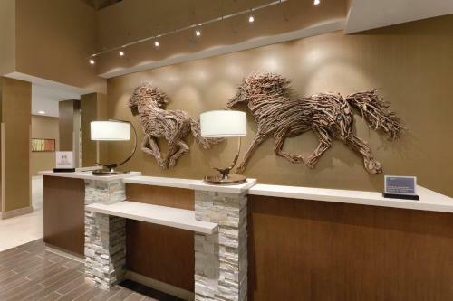 Hotel Embassy Suites By Hilton Akron Canton Airport