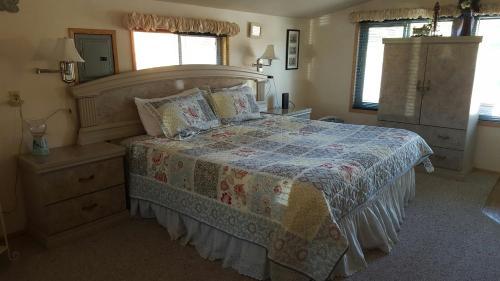 Hotel Whaleshead Beach Resort