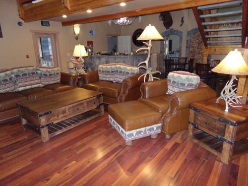 Motel Cowlitz River Lodge