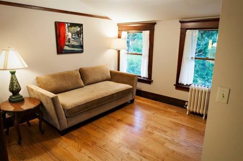 The Gatewood Bed And Breakfast