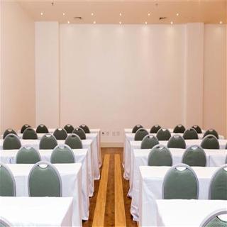 Hotel Tulip Inn Campos