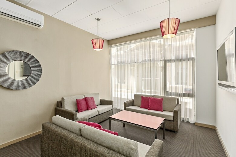 Hotel Motel Adelaide Paringa
