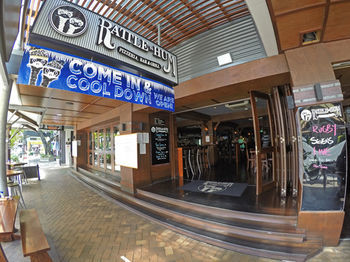 Hostal Parrot Fish Lodge Port Douglas Backpackers