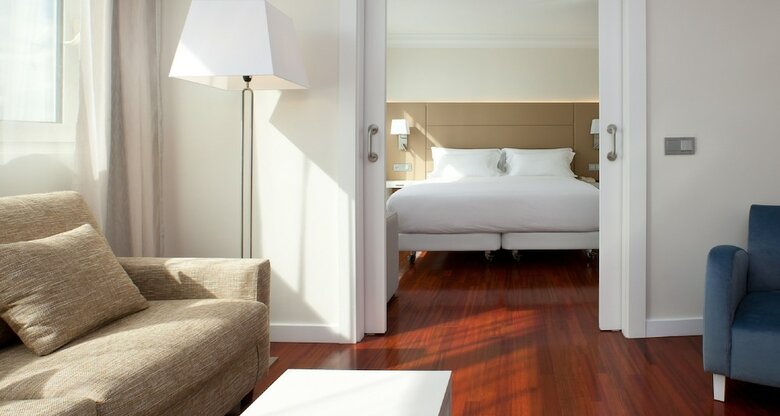 Hotel NH Pamplona Iru�a Park