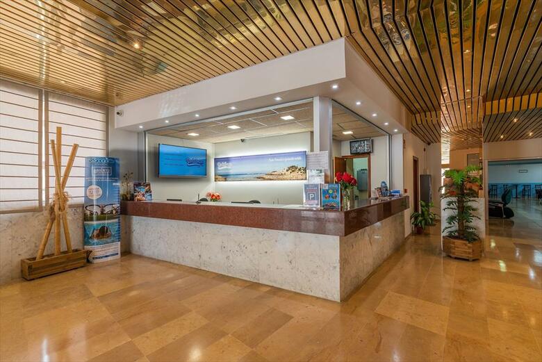 Aparthotel Salou Pacific Apartaments