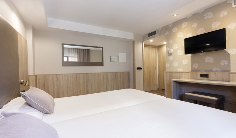 Hotel Civera