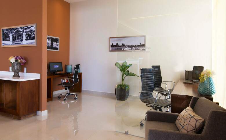 Hotel Hampton Inn & Suites Paraiso