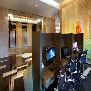 Park City Hotel Luzhou Taipei