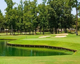 Hotel First Fairway At Walden