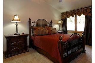 Lofty Fox Villa