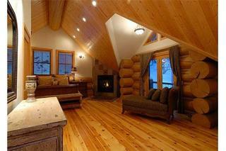 Paradise Meadow Lodge