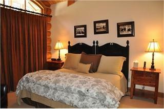 Villas At Tristant