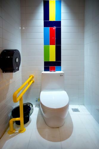 T&q Hostel Qingyanggong Branch