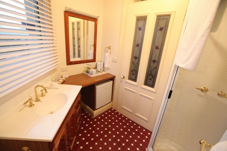 Bed & Breakfast The Grand On Macfie