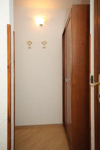 Hostal Double Room Oprtalj 7081a