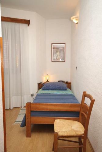 Hostal Double Room Oprtalj 7081a